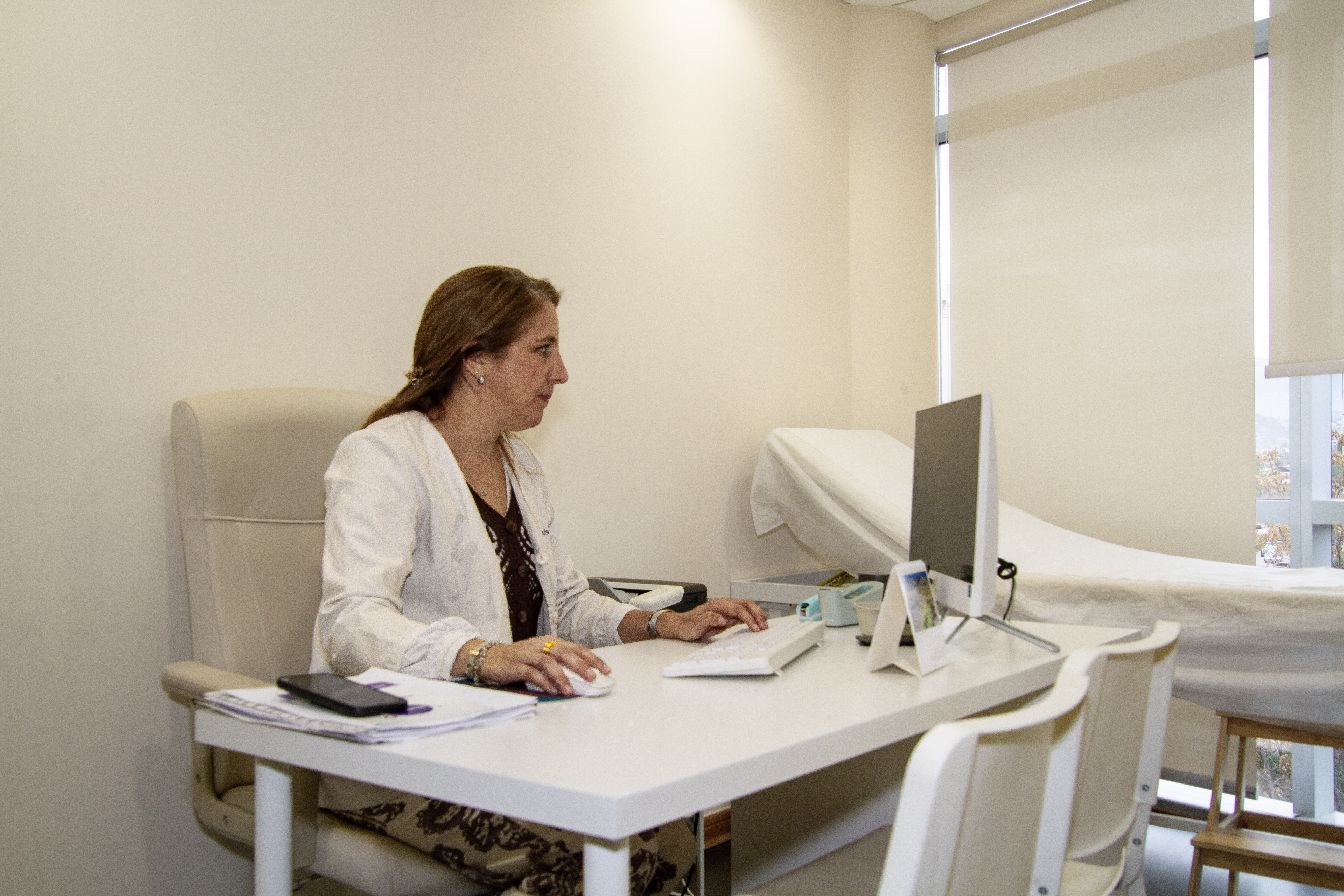 Dra. Francisca Salas en consulta pediátrica, Umma Las Condes